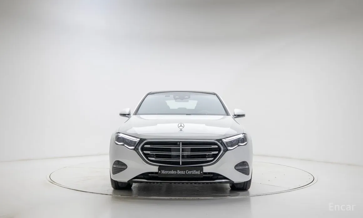 Фото 3 - Mercedes-Benz E-Class