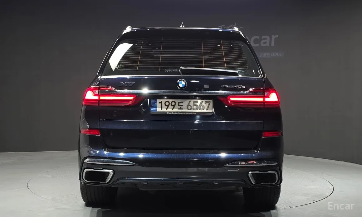 Фото 4 - BMW X7