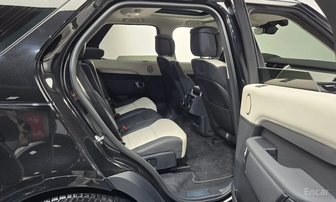 Фото 12 - Land Rover Discovery