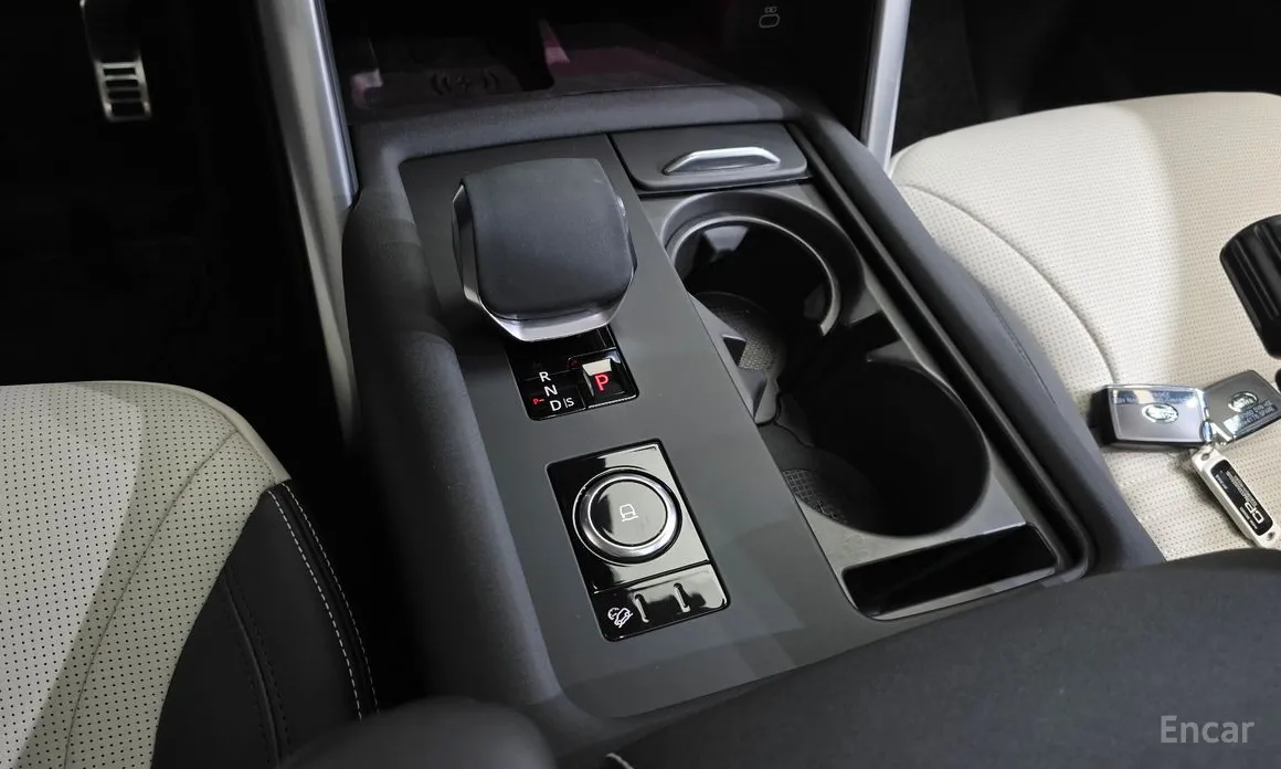 Фото 9 - Land Rover Discovery