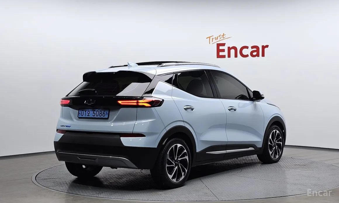 Фото 2 - Chevrolet Bolt EUV