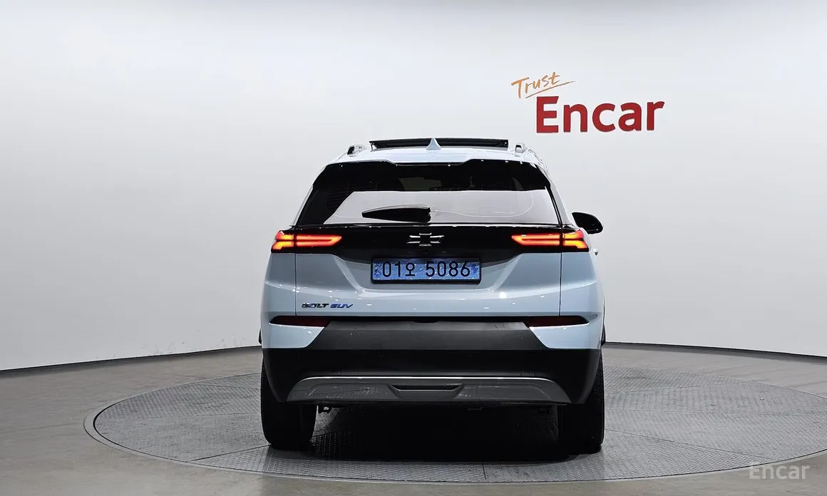 Фото 4 - Chevrolet Bolt EUV