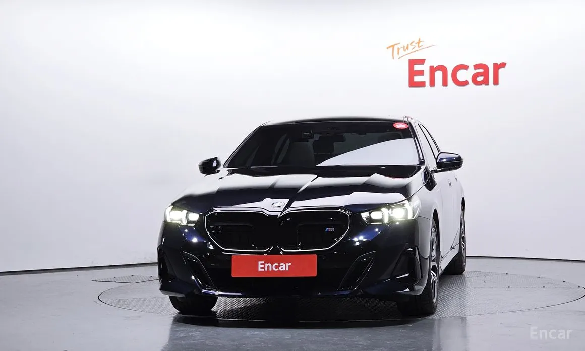 Фото 3 - BMW 5 Series