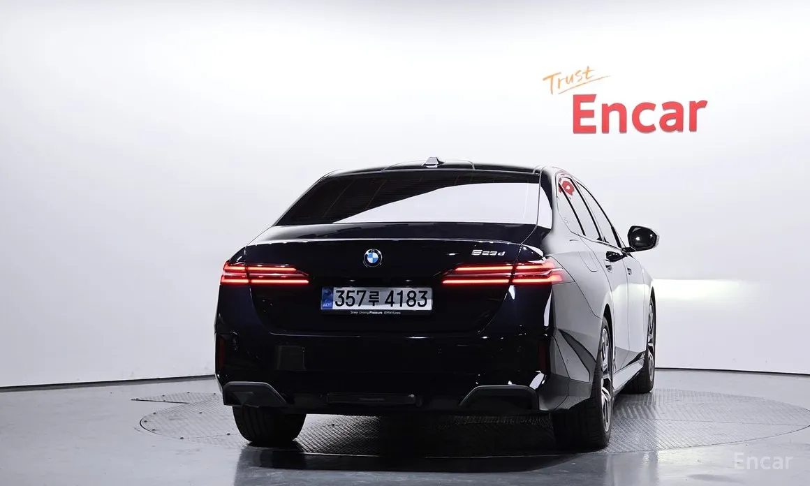 Фото 4 - BMW 5 Series