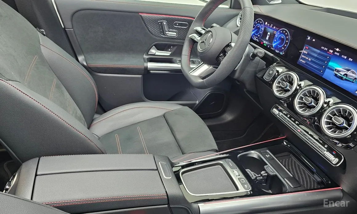 Фото 14 - Mercedes-Benz EQA