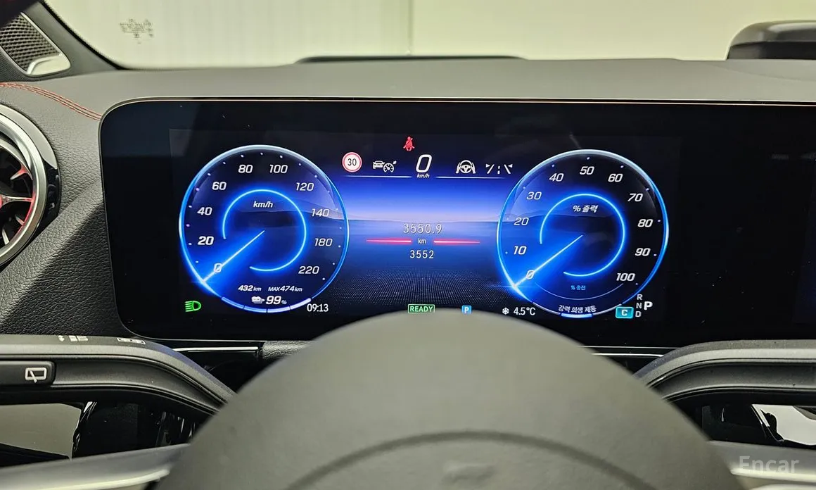 Фото 20 - Mercedes-Benz EQA