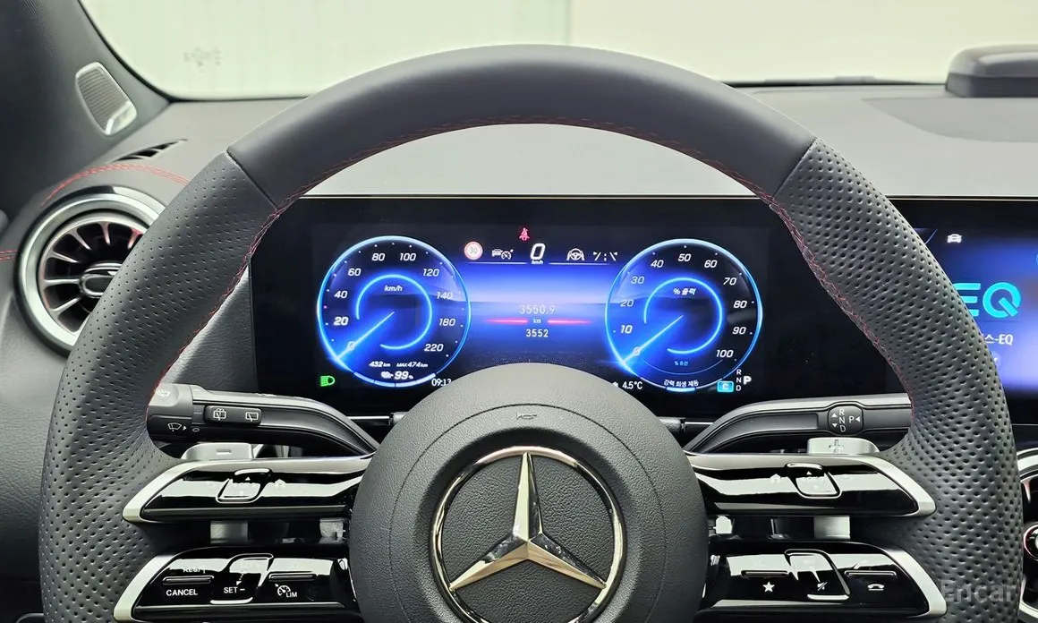 Фото 8 - Mercedes-Benz EQA