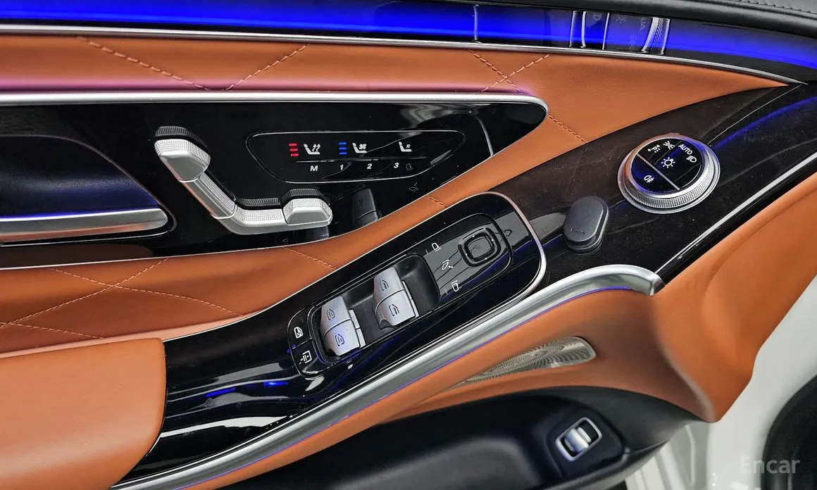 Фото 12 - Mercedes-Benz S-Class