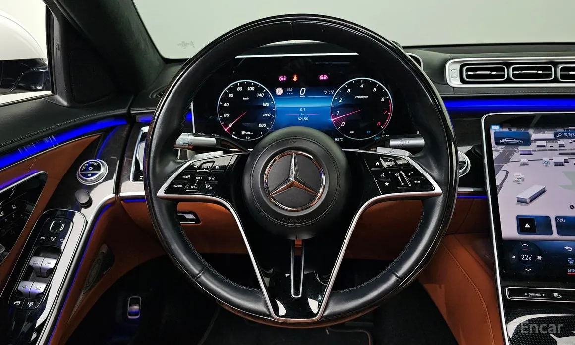 Фото 14 - Mercedes-Benz S-Class