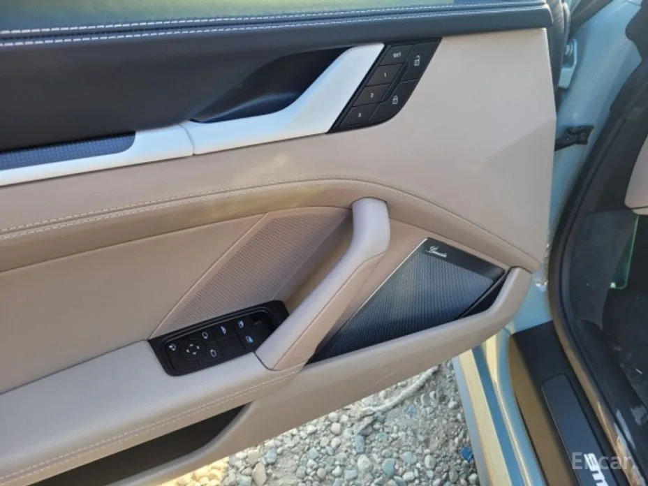 Фото 4 - Porsche 911