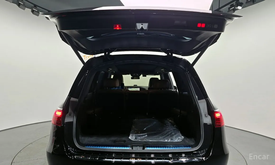 Фото 20 - Mercedes-Benz GLS-Class