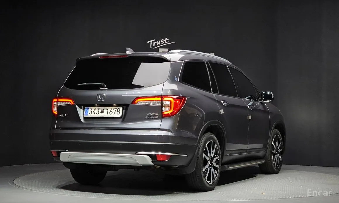 Фото 2 - Honda Pilot