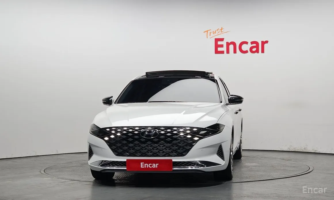 Фото 3 - Hyundai Grandeur