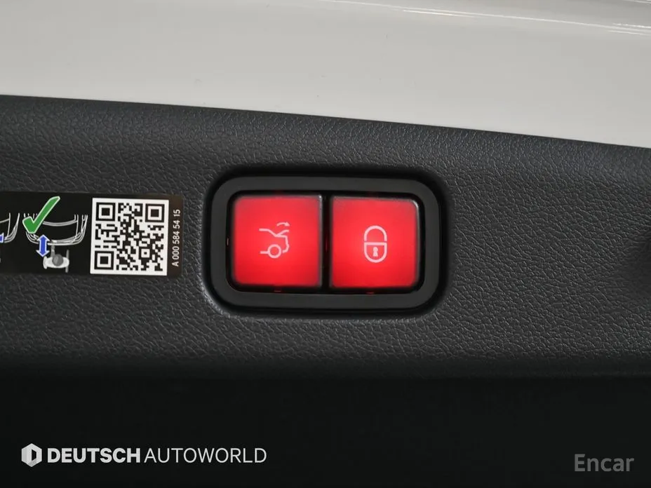 Фото 20 - Mercedes-Benz E-Class