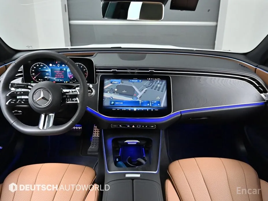 Фото 7 - Mercedes-Benz E-Class