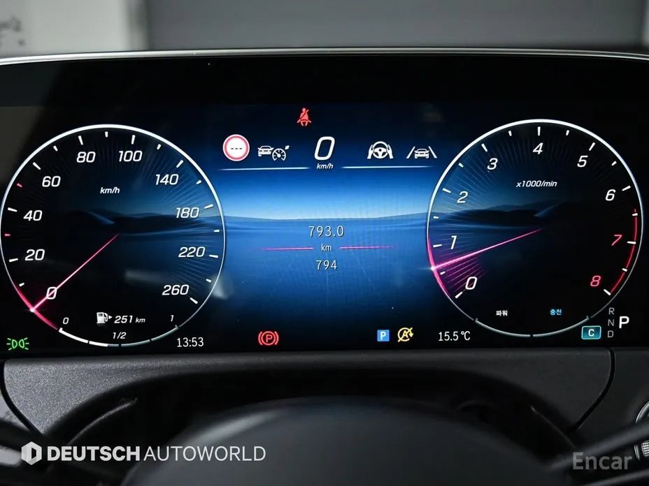 Фото 8 - Mercedes-Benz E-Class