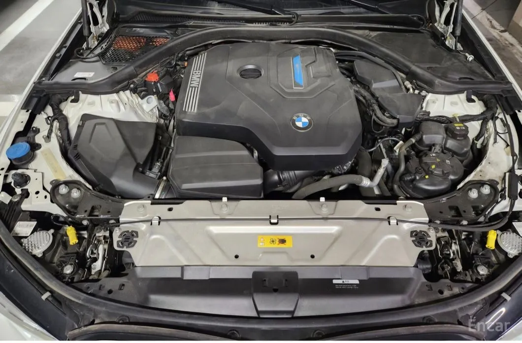 Photo 7 - BMW 3 Series