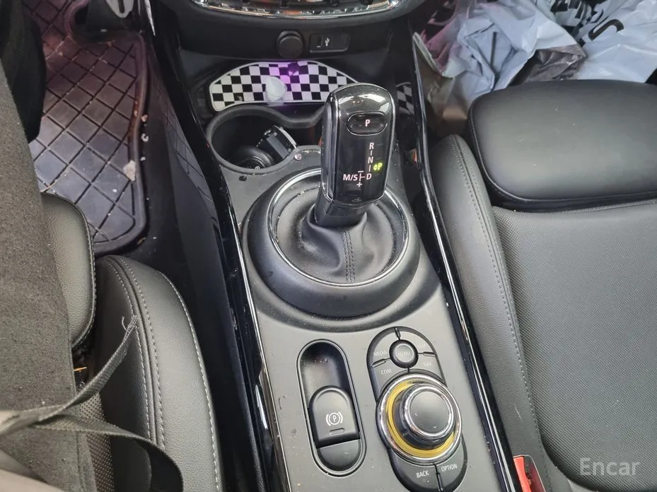 Фото 12 - Mini Clubman