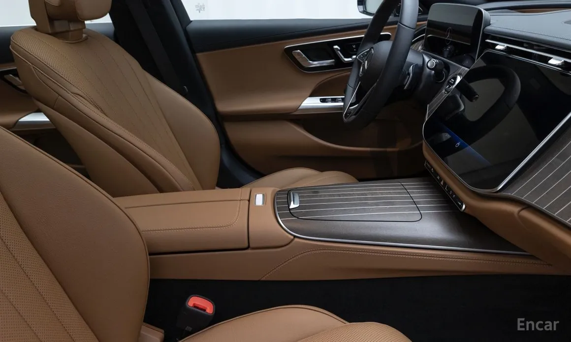 Фото 9 - Mercedes-Benz E-Class