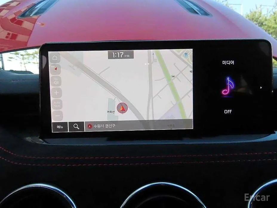 Фото 13 - Kia Stinger