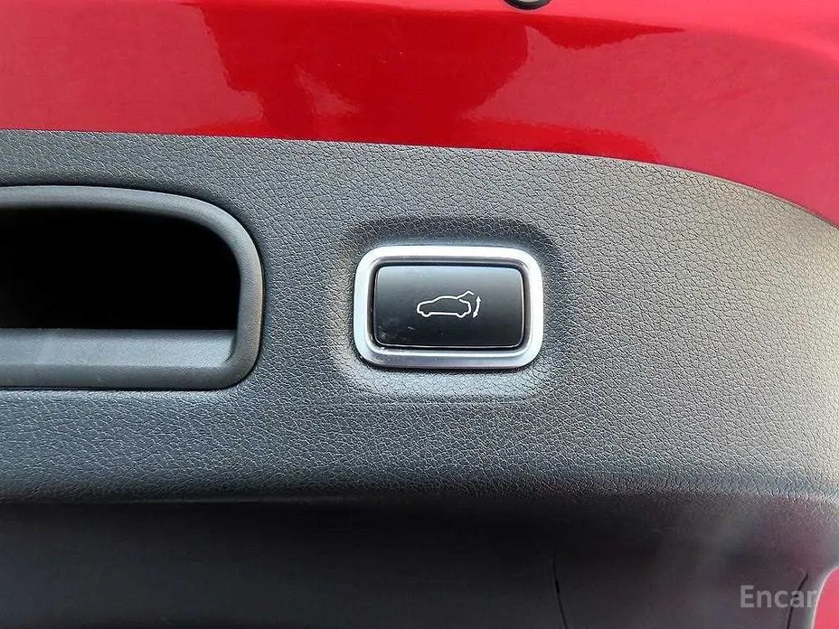 Фото 15 - Kia Stinger