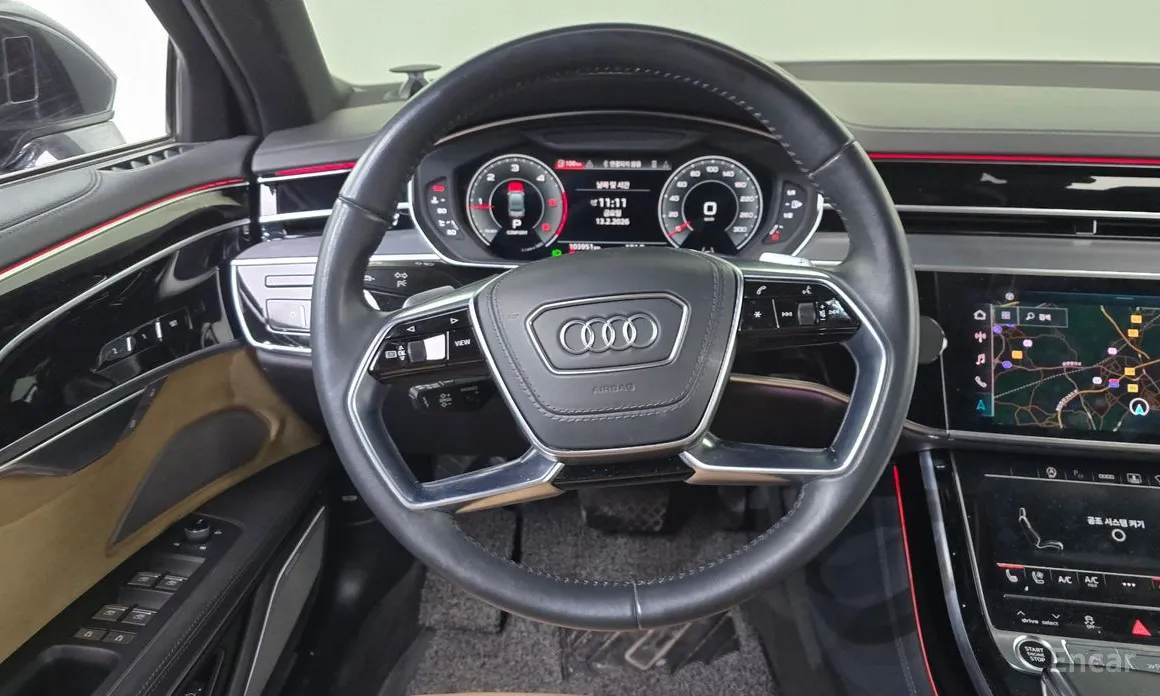 Фото 13 - Audi A8