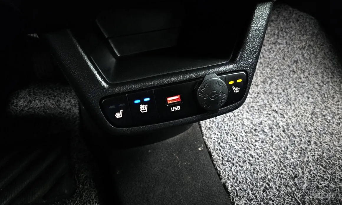 Фото 19 - Kia Ray