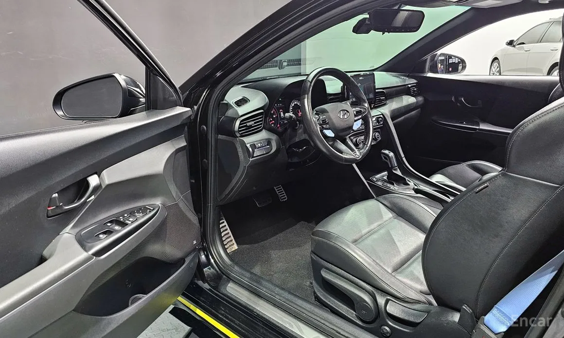 Фото 11 - Hyundai Veloster