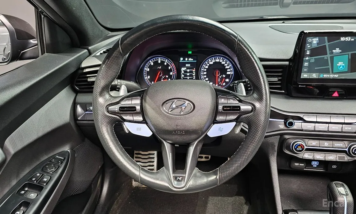 Фото 13 - Hyundai Veloster