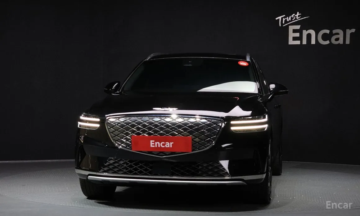 Фото 3 - Genesis GV70