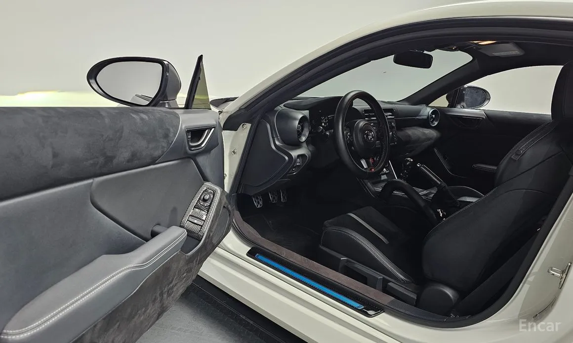 Фото 11 - Toyota 86