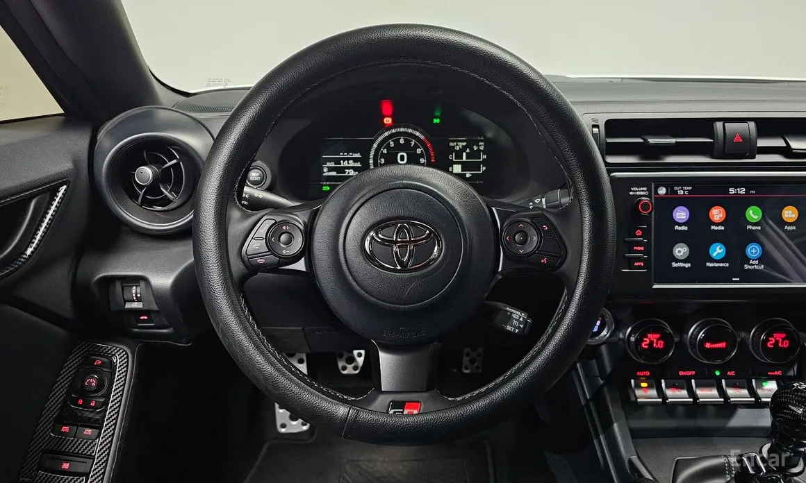 Фото 13 - Toyota 86