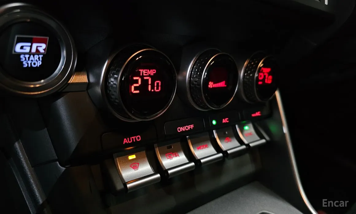 Фото 17 - Toyota 86