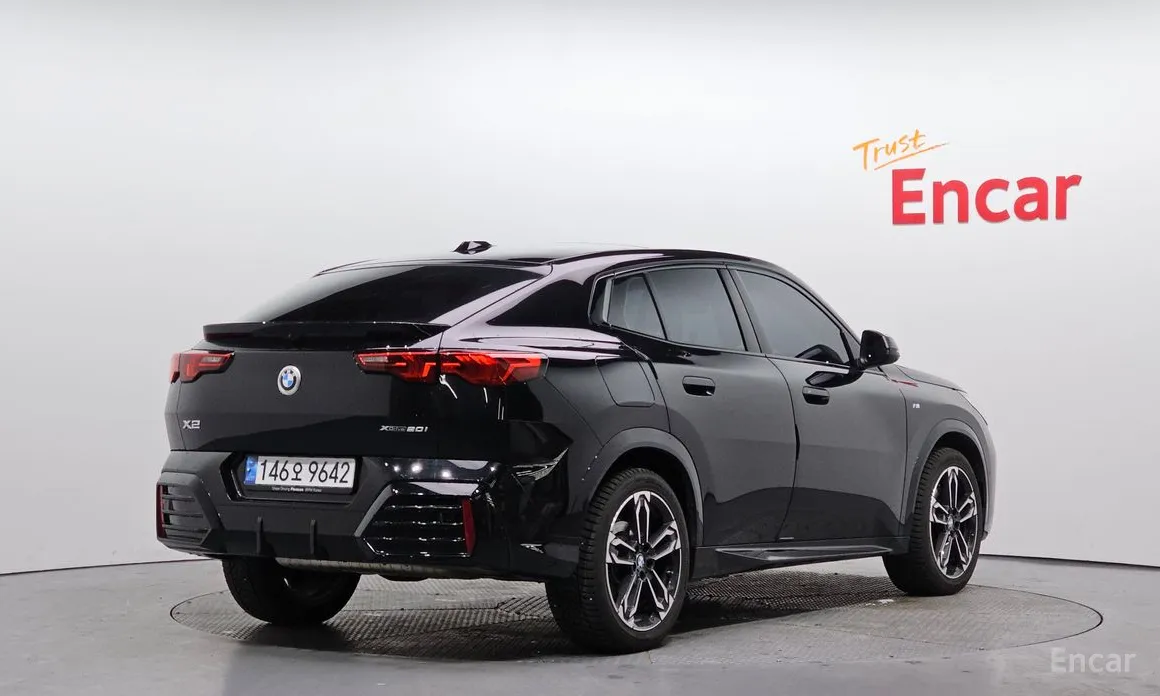 Фото 2 - BMW X2 (F39)