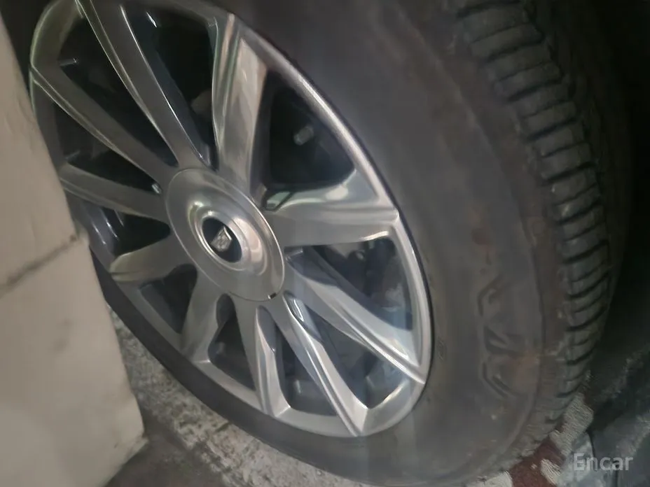 Фото 14 - Cadillac Escalade