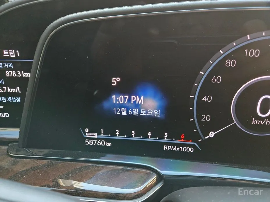 Фото 9 - Cadillac Escalade