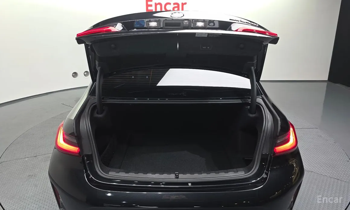 Фото 20 - BMW 3 Series