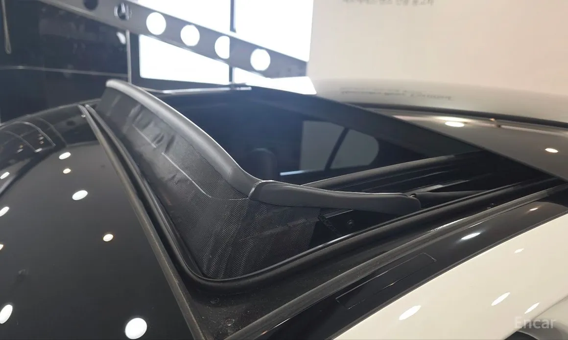 Фото 14 - Mercedes-Benz E-Class