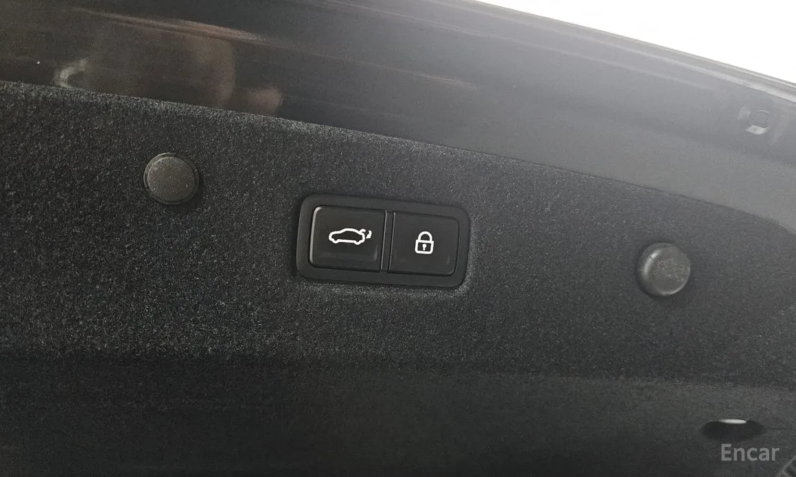 Фото 19 - Kia K8