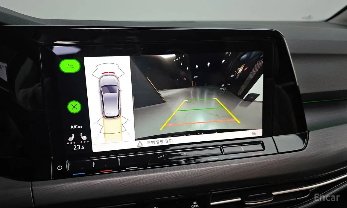 Фото 14 - Volkswagen Golf