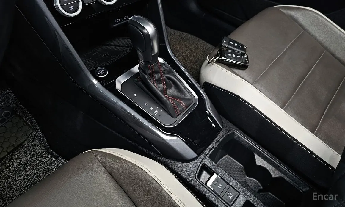 Фото 9 - Volkswagen T-Roc