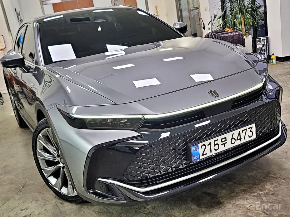 Фото 3 - Toyota Crown