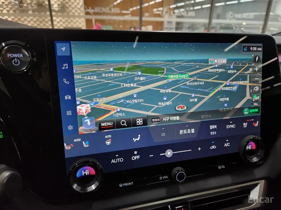 Фото 16 - Lexus RX