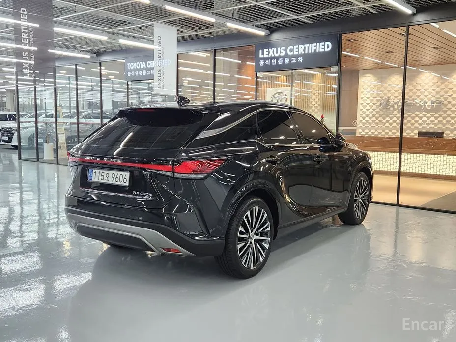 Фото 2 - Lexus RX