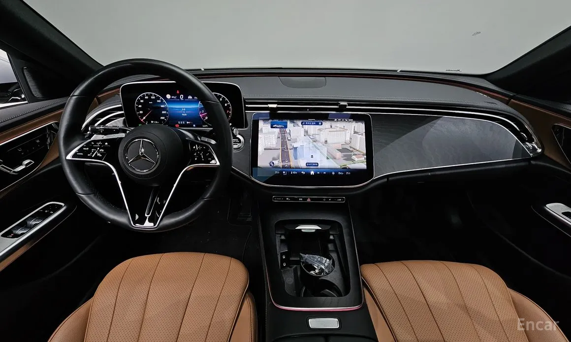 Фото 7 - Mercedes-Benz E-Class