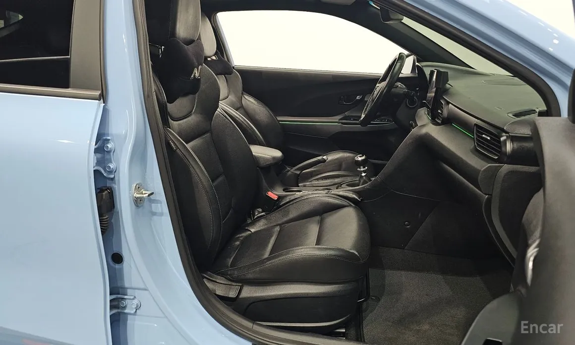 Фото 10 - Hyundai Veloster