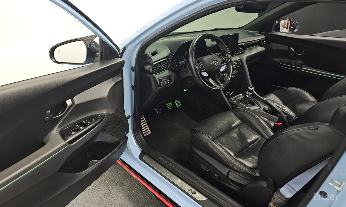 Фото 12 - Hyundai Veloster