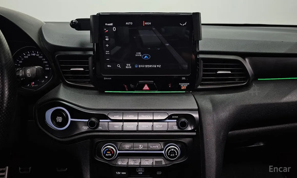 Фото 14 - Hyundai Veloster