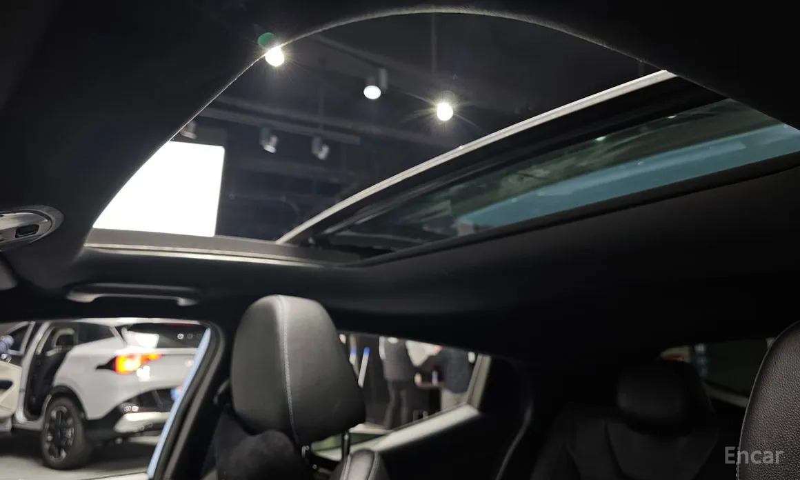 Фото 19 - Hyundai Veloster