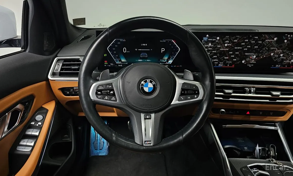 Photo 13 - BMW 3 Series